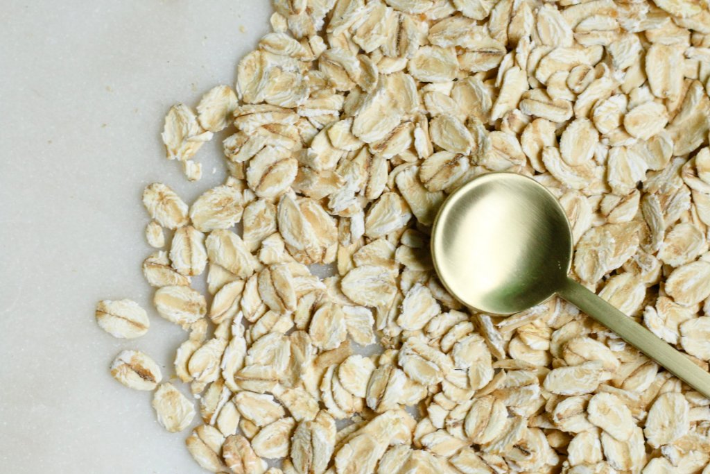 Whole grains like oats are a great way to incorporate resistant starch into your diet